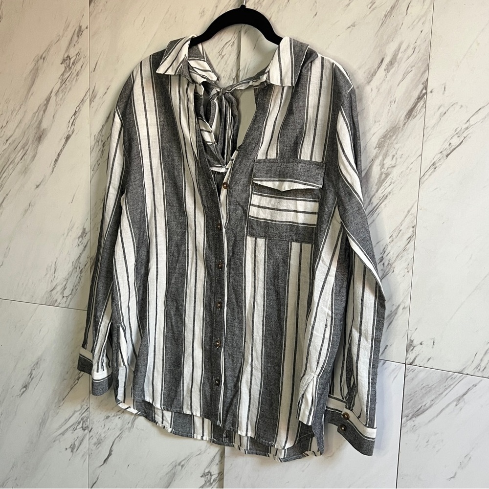 She + Sky Stripe Cotton Tie Back Button Blouse SZ S - Picture 2 of 6